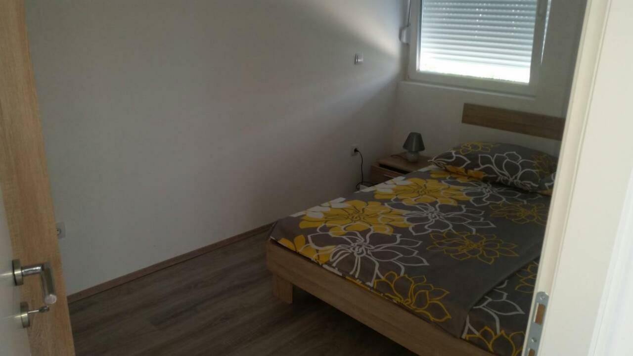 Apartmani Jadranka 보디체 외부 사진